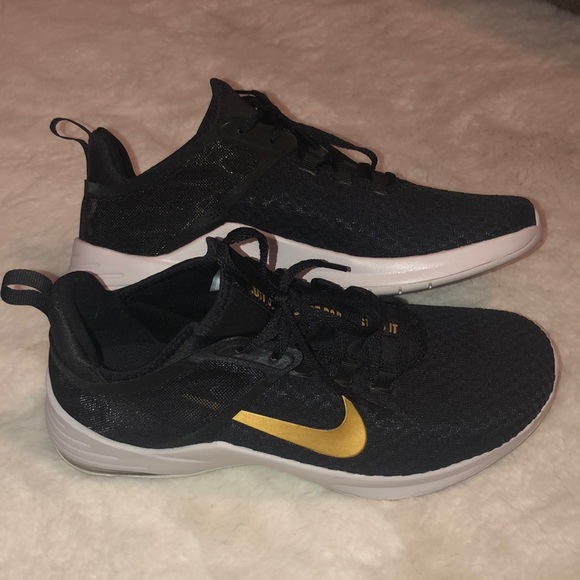 Nike Shoes - Nike Air Max size 9